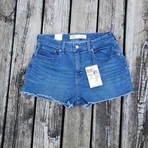 NWT Levi's denim high rise simply stretch 3" cut off 3" jean shorts size 14